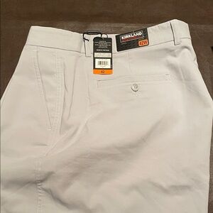 Kirkland Signature Men's Light Gray Chinos